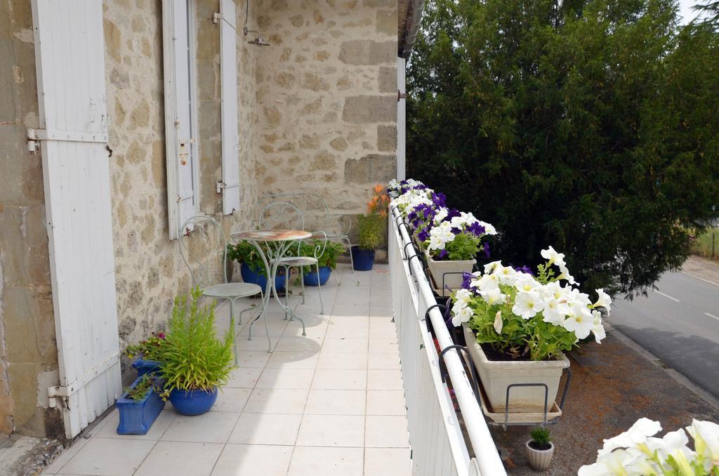 Bed and Breakfast Chez Madeleine Saint-Colomb-de-Lauzun Exteriér fotografie