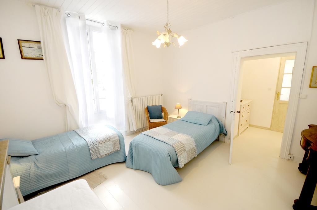 Bed and Breakfast Chez Madeleine Saint-Colomb-de-Lauzun Pokoj fotografie